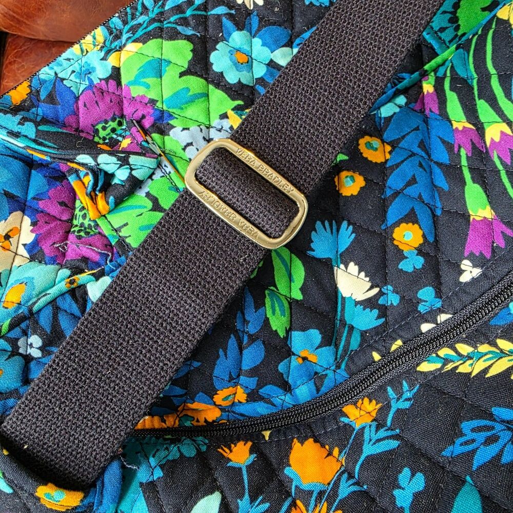 Vera Bradley Midnight Blue Floral Weekender Carry‑On Bag with Trolley Sleeve - Picture 3 of 16